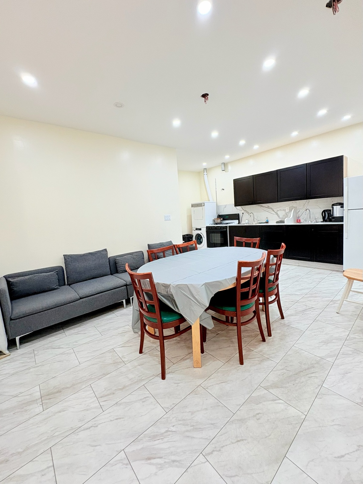 Appartement à 7 minutes à pied du 770