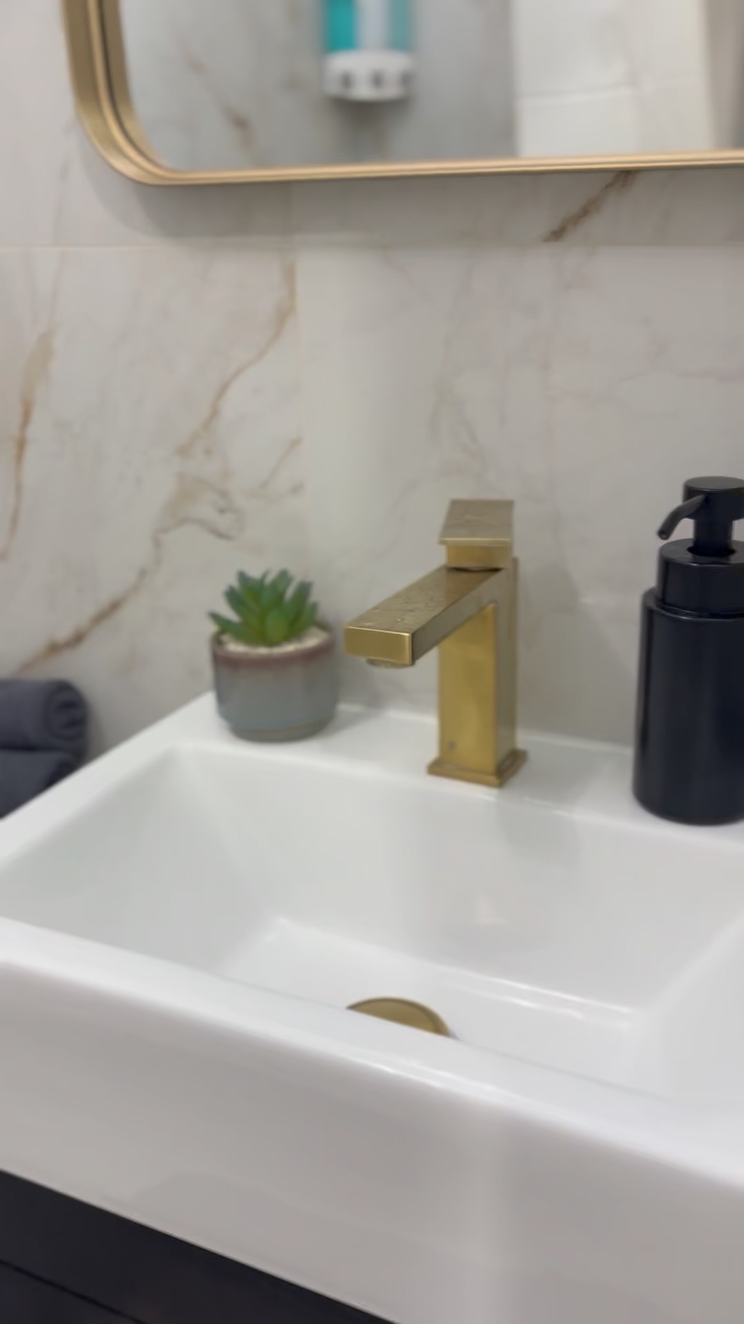 Appartement Lux — 15 minutes à pied du 770 — photo 2